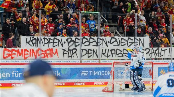 DEL künftig ohne DEG? Eishockey-Marke droht der Abstieg Die Ultras sind zurück im Stadion.