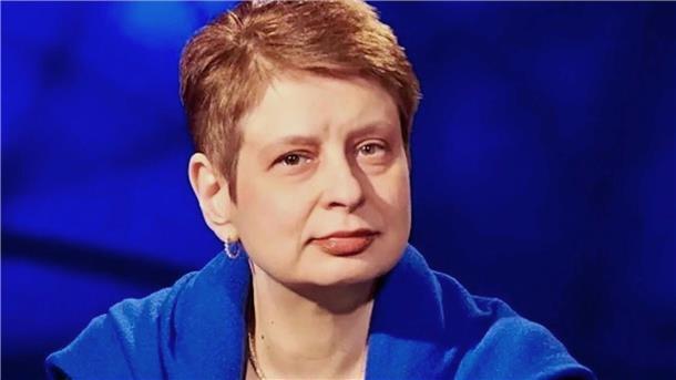 Die undatierte, von den Salzburger Festspielen herausgegebene, Aufnahme zeigt Nina Chruschtschowa, Urenkelin des einstigen sowjetischen KP-Parteichefs, die am 26. Juli 2024 die Eröffnungsrede bei den Salzburger Festspielen 2024 halten wird.