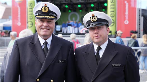 Maritime Tage in Bremerhaven: Das sind die attraktivsten Seeleute auf dem Fest (Fotos) Thomas Witte (links) und Dirk Reimer