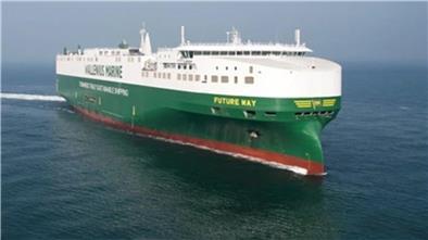 Autotransporter "Future Way" auf hoher See