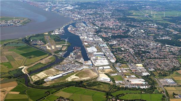 Fisch spielt für Bremerhaven weiterhin eine wichtige Rolle Fischereihafen aus der Luft