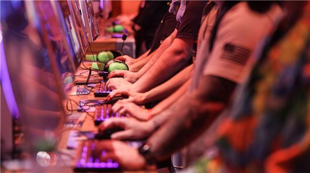 Wirtschaftsminister Tonne sieht Chancen durch Gamesbranche Die Videospielindustrie kann laut dem Wirtschaftsministerium auch in Niedersachsen für Innovationen sorgen.