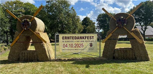 Tänze, Reden und Kaffeetafel beim Erntefest Glinstedt Erntefest Glinstedt 2025
