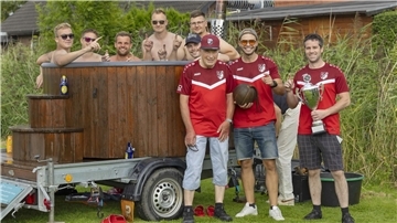 Schleuderballspieler des TV Waddens