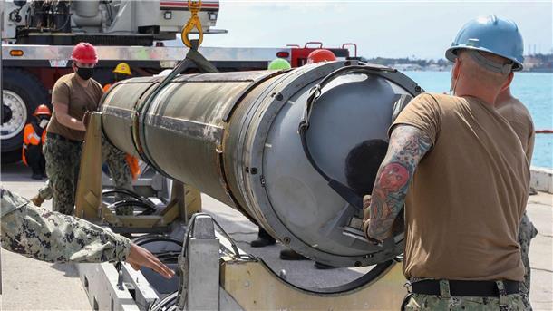 Militärexperte: Stationierung von US-Waffen dringend geboten Die Waffensysteme aus den USA haben Abschreckung als Zweck.