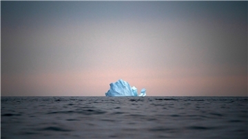 Die Wissenschaft erwartet in den kommenden Jahrzehnten weitere Verluste bie der globalen Eisbedeckung - verbunden mit der Gefahr von Wasserknappheit und bilateralen Konflikten.