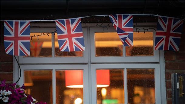Das Kneipen-Sterben: Inflation belastet britische Pubs Die Zahl britischer Pubs sinkt immer weiter.
