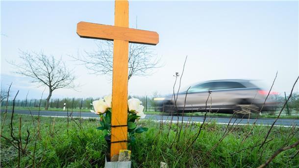 Mehr Tote und Verletzte bei Verkehrsunfällen Die Zahl der Verkehrstoten ist im Jahr 2023 gestiegen.