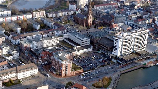 Über Karstadt-Kauf stimmen Stadtverordnete nicht öffentlich ab Die Zustimmung zum Kauf und Abriss des Ex-Karstadt-Hauses geben die Stadtverordneten nur hinter verschlossenen Türen.