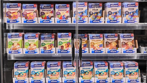 Die neuen Verpackungen der Milram-Käsesorten werben für Vielfalt und Menschlichkeit.