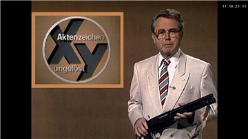 „Diese Sendung ist kein Spiel - Die unheimliche Welt des Eduard Zimmermann“ taucht tief in die deutsche Psyche ein.