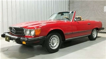 Dieser Mercedes Benz 380 SL von 1985 ist einer der zehn interessantesten Oldtimer, die derzeit bei uns angeboten werden.