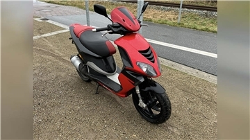 Dieser Motorroller wurde in Bremerhaven-Geestemünde getohlen.
