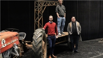 Dirigent Davide Perniceni (von links), Regisseur Wolfgang Nägele und Ausstatter Stefan Mayer bürsten die romantische Oper „Der Freischütz“ ein bisschen gegen den Strich.