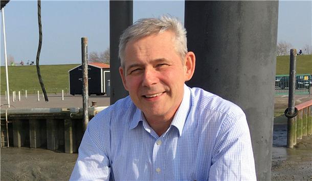 Dirk Obermann, Seemannsdiakon und Koordinator der psychosozialen Notfallversorgung bei der Deutschen Seemannsmission mit Sitz in Hamburg, hält eine spezifische Begleitung und eine mentale Unterstützung von Seeleuten nach Unfällen oder Katastrophen für wichtig.