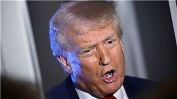 Donald Trump zeigt sich offen für einen umstrittenen und ungewöhnlichen Vorschlag aus El Salvador. (Archivbild)
