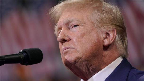 Geheimdokumente: Trump schaltet Supreme Court ein Donald Trumps Villa in Florida wurde im August vom FBI durchsucht.