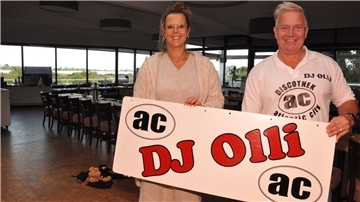 Doppelparty in den Weserterrassen: Arischa Schmitz und Olli Hübler laden für den 7. und 8. Oktober zur AC-Party und zur 90er-Jahre-Party in die Weserterrassen ein.