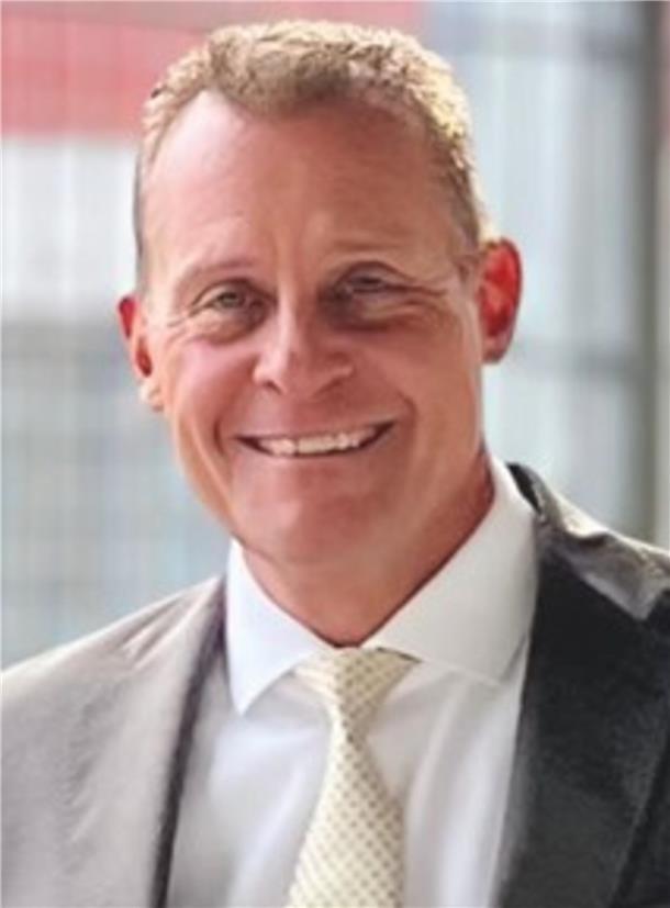 Dr. Arne Wieben 
