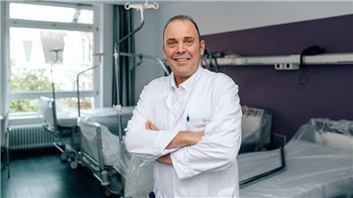 Dr. Ralf Winter, Chefarzt der Anästhesiologie und Intensivmedizin im St. Bernhard Hospital Brake