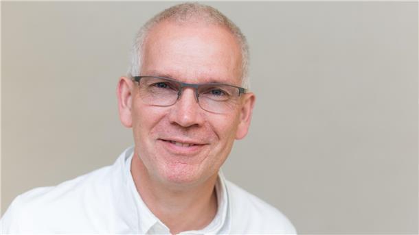 Dr. Thorsten Austein, Chef der Onkologie in Brake