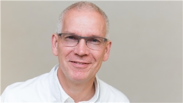 Dr. Thorsten Austein, Chef der Onkologie in Brake