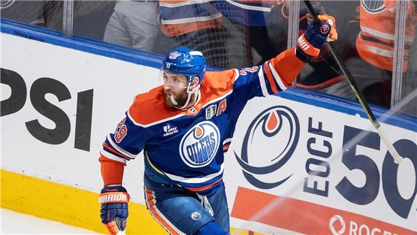 Draisaitl bejubelt seinen Treffer zum 3:2.