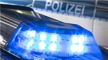Drei Menschen wurden bei einem Unfall in Bremerhaven-Wulsdorf schwer verletzt.