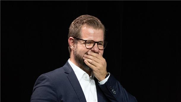 Bernstein-Nachfolger: Drescher neuer Präsident von Hertha Drescher reagierte gerührt auf seine Wahl.
