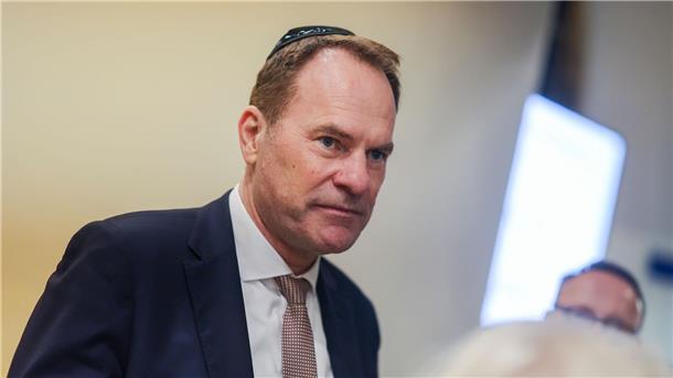 Innenministerium prüft Aufnahme von Kindern aus Nahost Düsseldorf will Kinder aus dem Gaza-Streifen und Israel aufnehmen. (Archivbild)