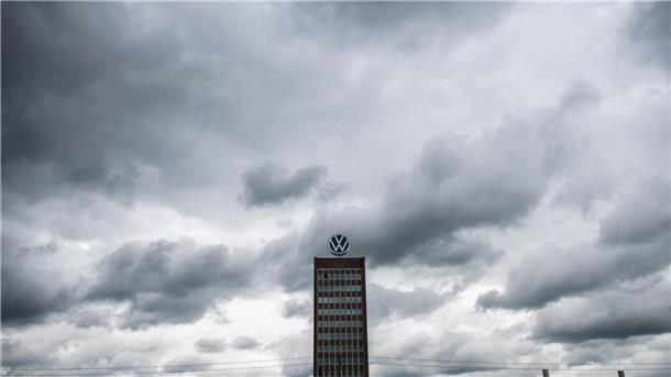 Dunkle Wolken nicht nur über VW.