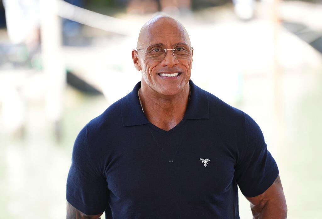 Dwayne Johnson bei seiner Ankunft auf dem Lido. 