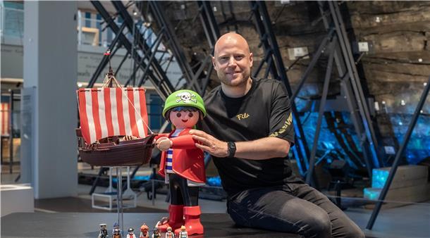 Egal ob groß oder klein: Es gibt kaum ein Playmobil-Teil, das Oliver Schaffer in seiner Sammlung von 200.000 Figuren und mehr als einer Million Einzelteilen nicht besitzt. 50.000 von ihnen kommen im Schifffahrtsmuseum zum Einsatz.