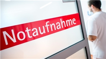Eigentlich sollten alle Patienten mit starken Schmerzen ein Schmerzmittel erhalten: Doch das passiert nicht immer.