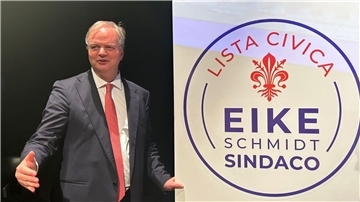 Eike Schmidt war acht Jahre lang Direktor der Uffizien, einem der wichtigsten Museen der Welt. Seit Januar leitet er das Museum Capodimonte in Neapel. Derzeit ist er beurlaubt.
