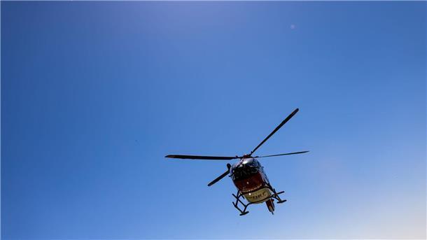 Arbeiter durch Kurzschluss in Haren schwer verletzt Ein Arbeiter ist bei einem Kurzschluss schwer verletzt worden und mit einem Rettungshubschrauber ins Krankenhaus geflogen worden. (Symbolbild)