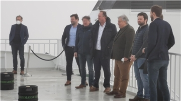 Ein Bild, als gäbe es kein Corona.
