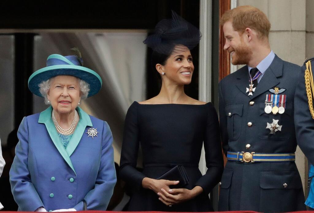 Ein Bild aus vergangenen Zeiten: Elizabeth II., Meghan und Prinz Harry 