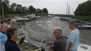 Ein Bild, das typisch ist für die Wesermarsch: verschlickte Sielhäfen. Dass Schlick möglicherweise als Rohstoff taugt, ist für Wassersportvereine eine gute Nachricht, wenn sie die Entsorgungskosten nicht mehr zahlen müssten.