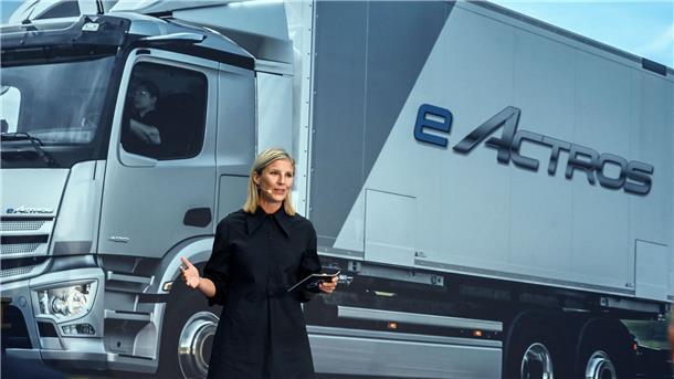 Daimler Truck: Aufbau von Elektro-Infrastruktur zu langsam „Ein bisschen frustrierend, dass manche Dinge außerhalb unserer Kontrolle liegen“: Karin Radström.