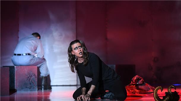 Patrizia Häusermann als Carmen