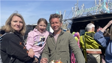 Familie auf Markt