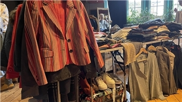 Frauenflohmarkt in der Jahnhalle 