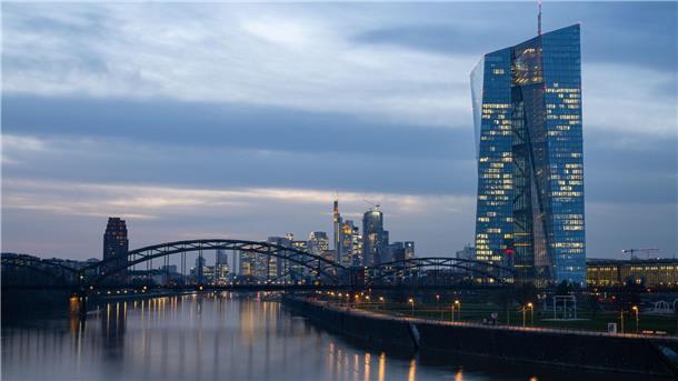 OLG weist Millionenklage gegen EZB ab Ein Kartograf verlangt 5,5 Millionen Euro von der Europäischen Zentralbank (EZB) für die Nutzung seines Werkes.