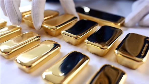 Goldpreis klettert - Bericht über US-Zölle auf Goldbarren Ein-Kilo-Goldbarren sind das am häufigsten gehandelte Format an der New Yorker Terminbörse. (Archivbild)