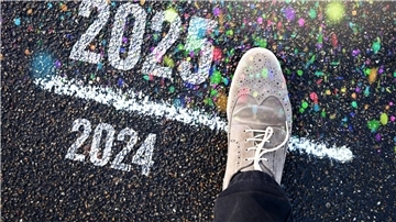 Ein kleiner Schritt ins neue Jahr – aber viele Erinnerungen an 2024 und Wünsche für 2025.