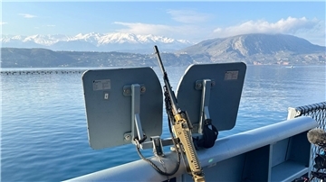 Ein Maschinengewehr MG3 an Bord der Fregatte „Hessen“.