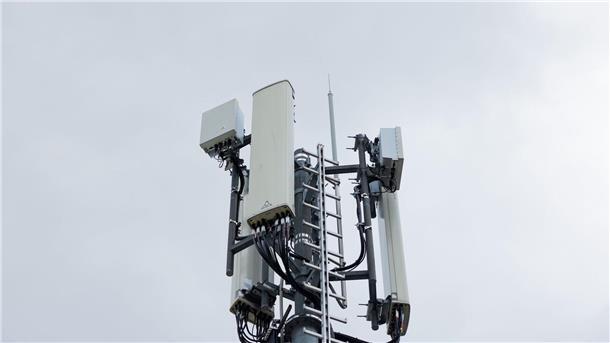 Mobilfunk-Minderungsrecht soll in diesem Jahr starten Ein Mobilfunksendemast: Die Telekommunikationsanbieter sind von dem Minderungsrecht wenig begeistert.