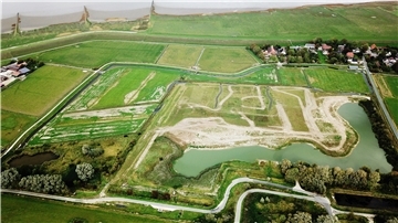 Ein Naturparadies aus Menschenhand ist am nordöstlichen Rand des Deponiegeländes in Galing entstanden.