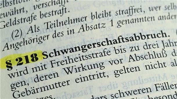 Ein rechtlicher Streit um Schwangerschaftsabbrüche wird am Arbeitsgericht Hamm verhandelt. (Archivbild) 